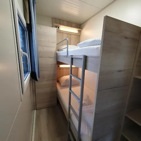 Gm House, Mobile House Near Kolpa River *