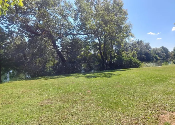 Gm House, Mobile House Near Kolpa River