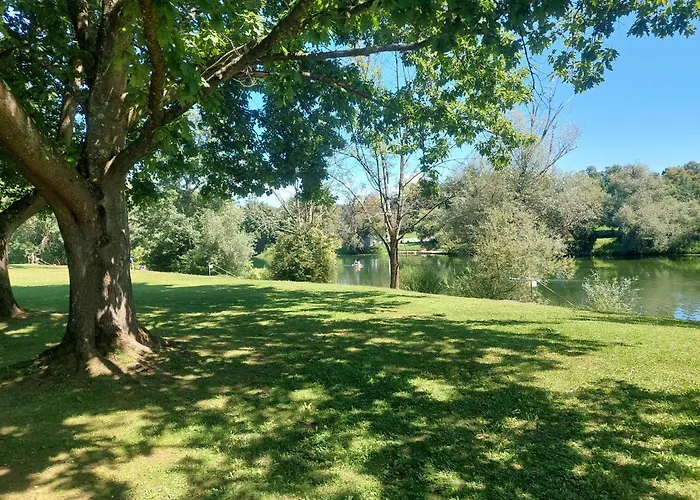 بيت للعطل Gm House, Mobile House Near Kolpa River *